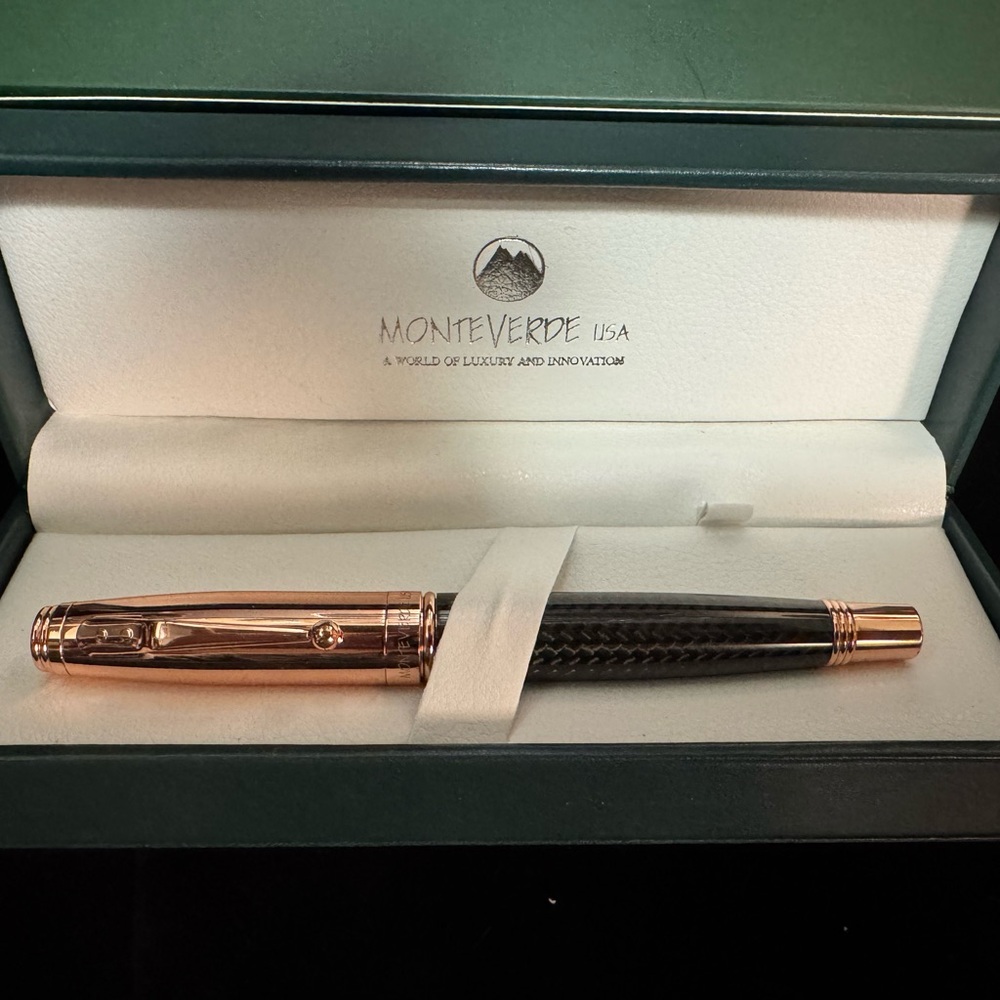 Monteverde Invincia Fountain Pen - Rose Gold Trim - 1.1mm Stub Nib - Picture 4 of 5
